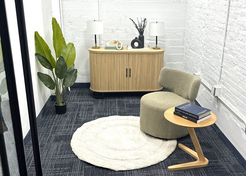 More Photos Of 50 Franklin St, Boston Coworking Space