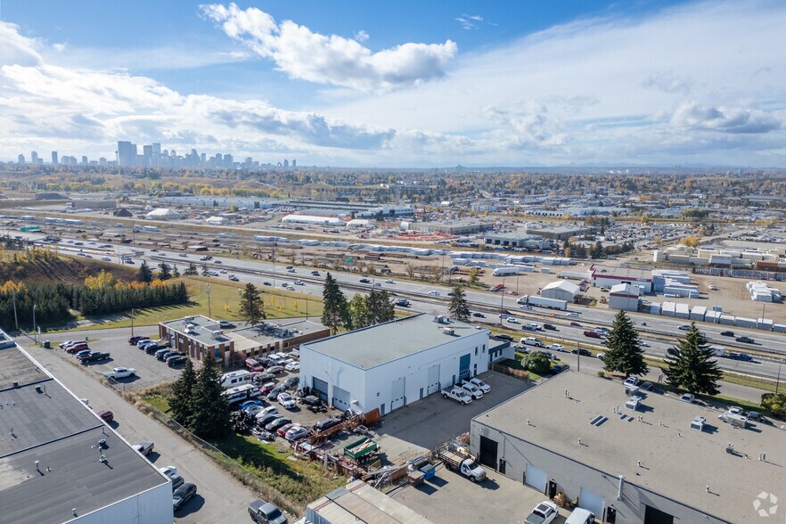 More Photos Of 4204 10th St NE, Calgary Warehouse For Lease
