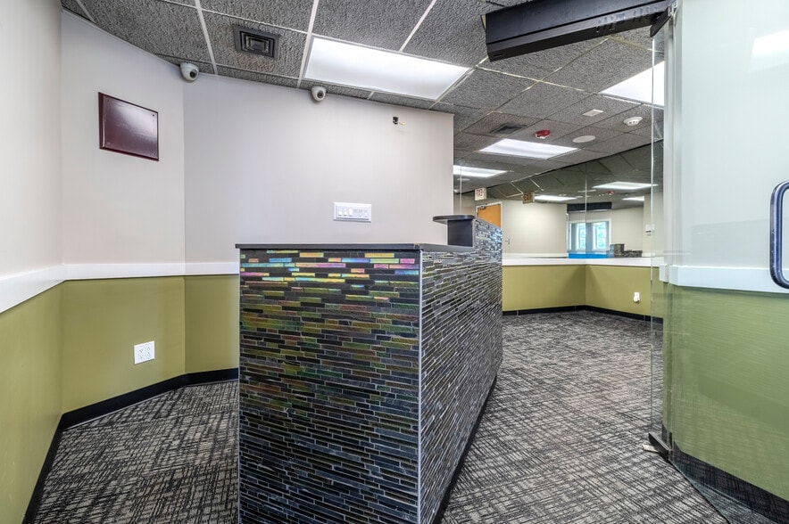 More Photos Of 1575 Hillside Ave, New Hyde Park Medical For Sale