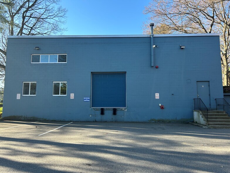 More Photos Of 8 Kane Industrial Dr, Hudson Manufacturing For Lease