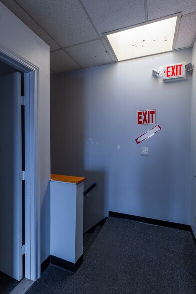 More Photos Of 22-26 4th Ave, Brooklyn Storefront Retail Office For Lease