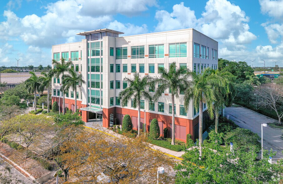 More Photos Of 1250 S Pine Island Rd, Plantation Office For Lease
