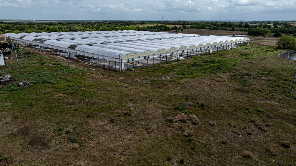 More Photos Of 8637 W US Highway 90, Schulenburg Land For Sale