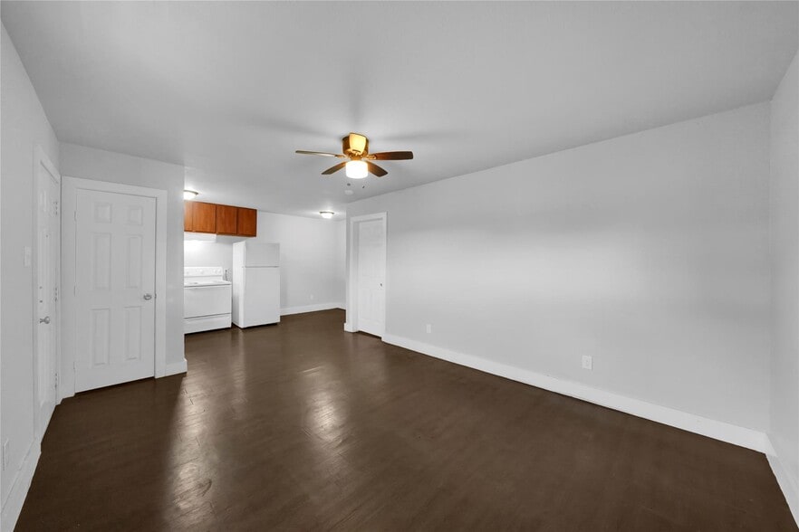 More Photos Of 6514-6518 Weston St, Houston Multifamily For Sale
