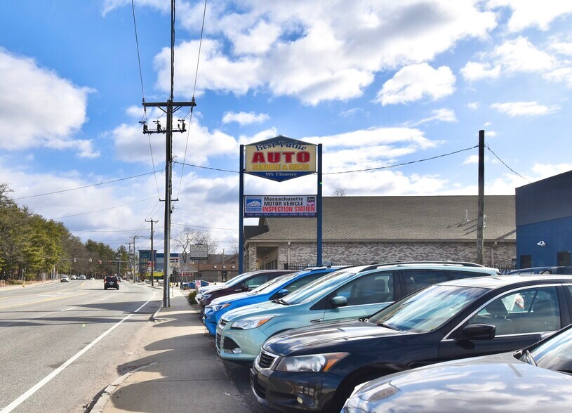 More Photos Of 927 Boston Rd, Springfield Auto Repair For Lease