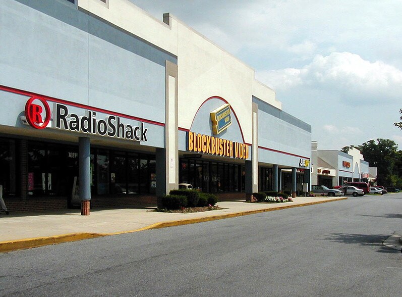 More Photos Of 7049-7099 Allentown Rd, Temple Hills Freestanding For Lease