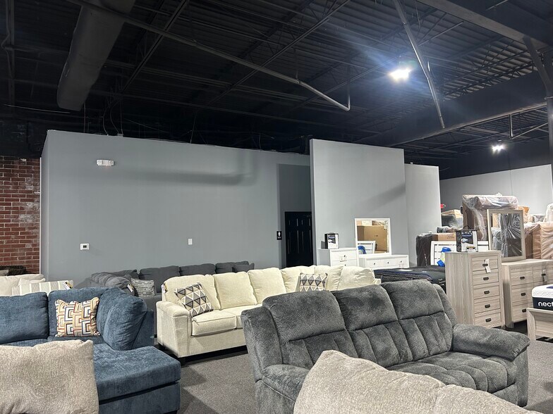 More Photos Of 2586-2646 Onslow Dr, Jacksonville Unknown For Lease