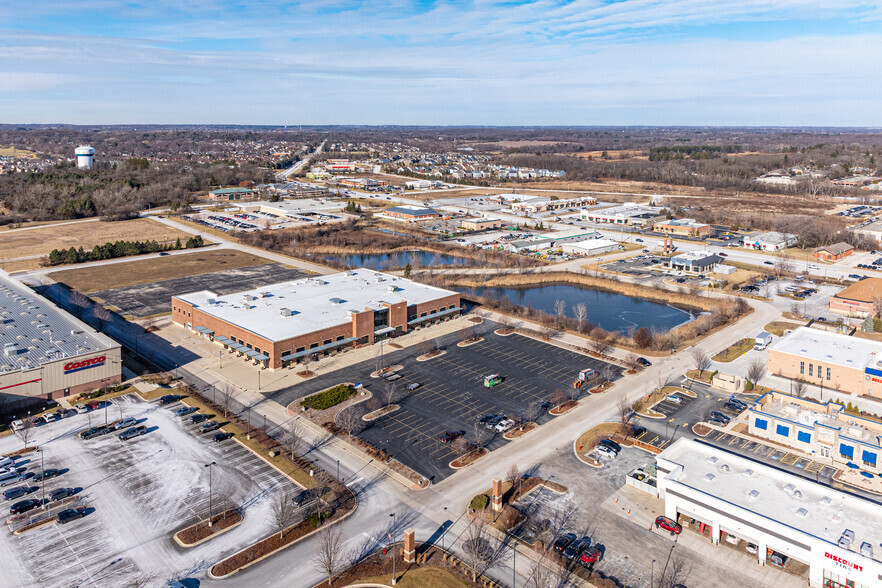 More Photos Of 131 S Randall Rd, St Charles Auto Dealership For Sale
