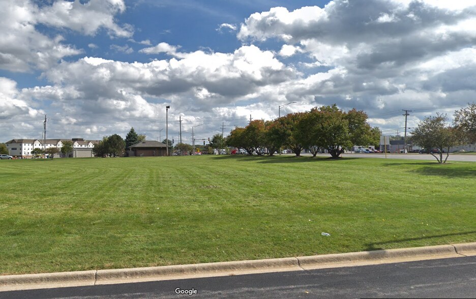 Primary Photo Of 636 Raymond Dr, Naperville Land For Sale