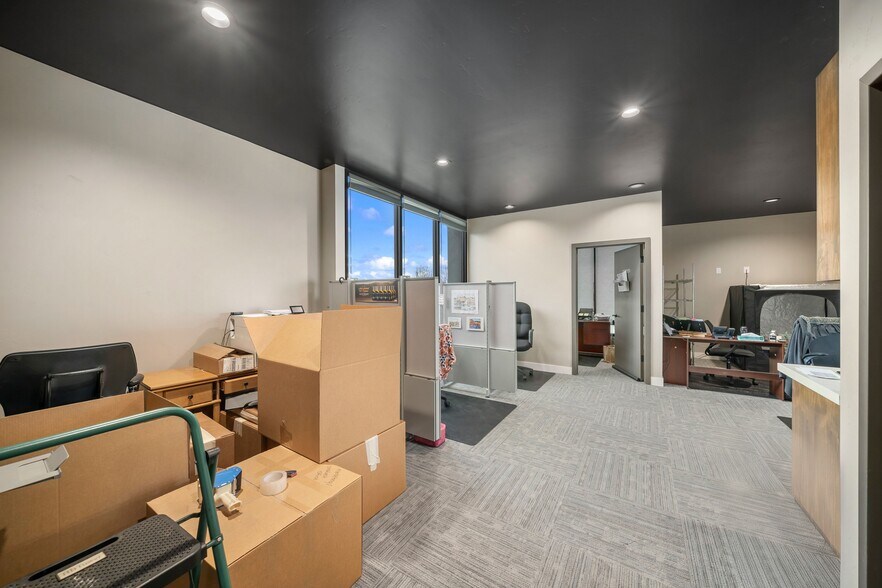 More Photos Of 3563 Combine St, Paso Robles Warehouse For Lease