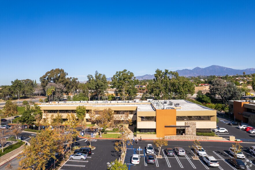 More Photos Of 25231 Paseo de Alicia, Laguna Hills Office For Lease