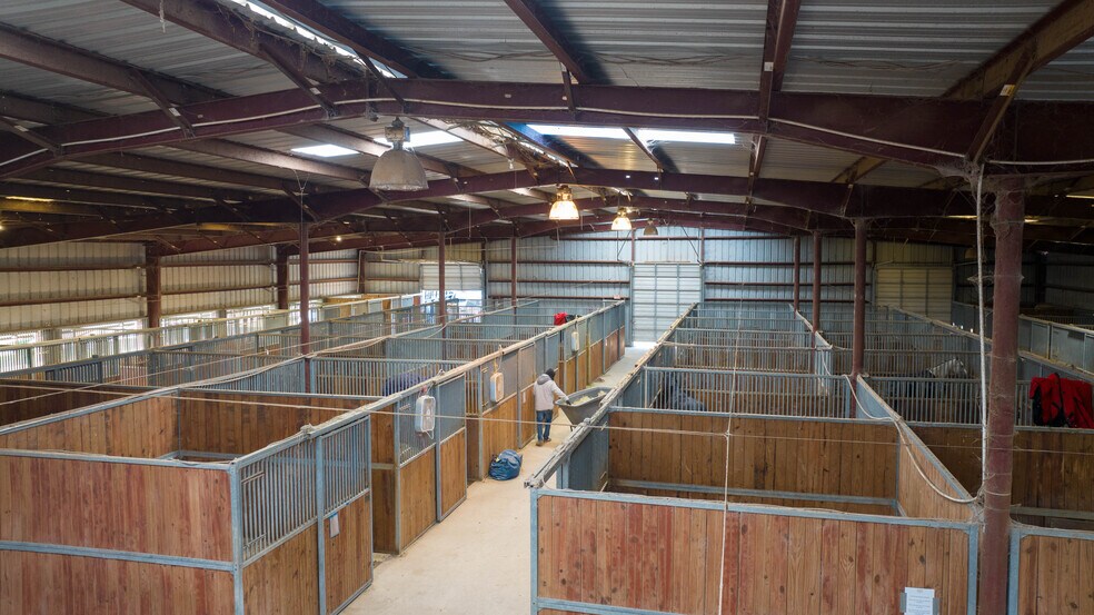 More Photos Of 3018 FM 2578, Kaufman Horse Stables For Sale
