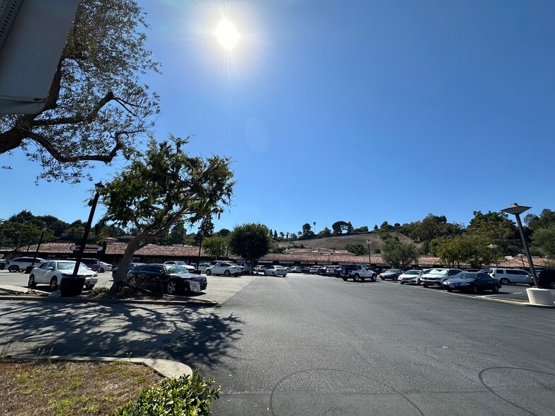 More Photos Of 811-897 Silver Spur Rd, Rolling Hills Estates Unknown For Lease