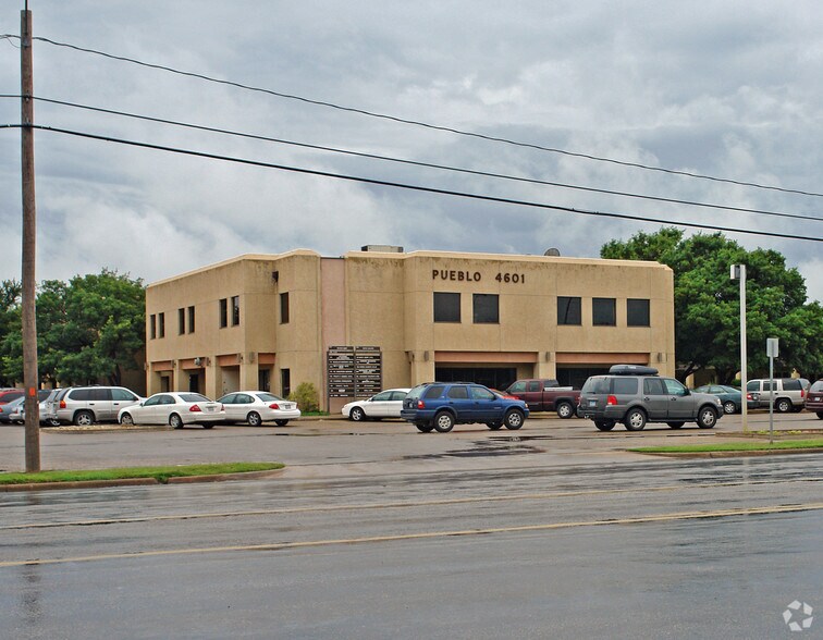 Primary Photo Of 4601 50th St, Lubbock Office For Lease