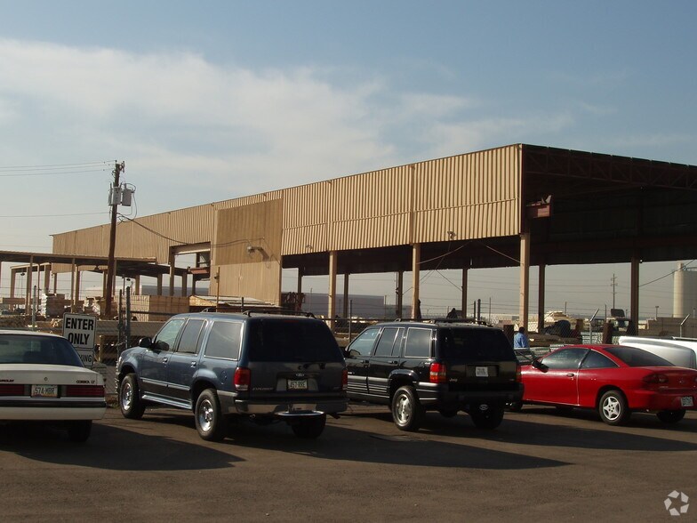More Photos Of 5145 W Madison St, Phoenix Manufacturing For Lease