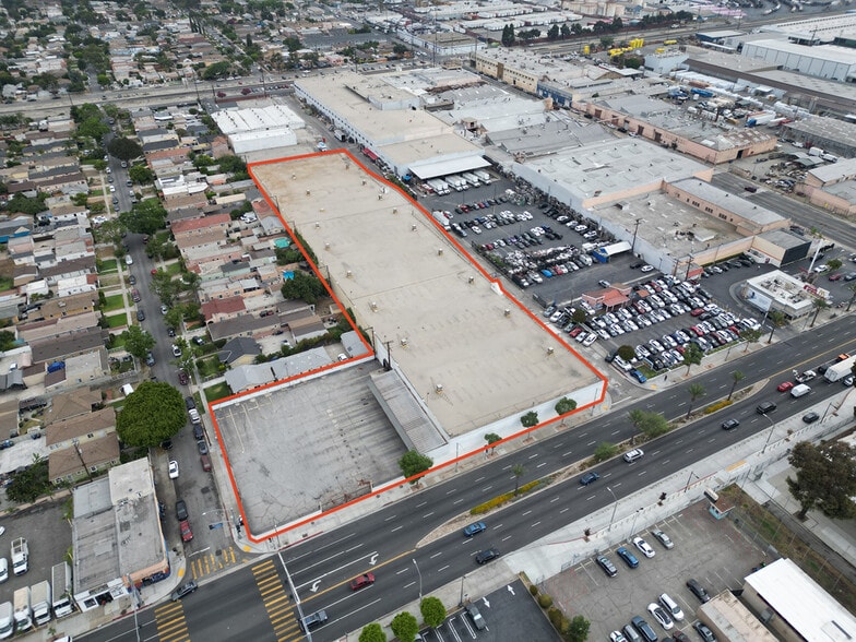 More Photos Of 4095 Firestone Blvd, South Gate Warehouse For Lease