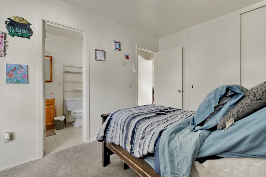 More Photos Of 601 E Rice St, Blythe Apartments For Sale