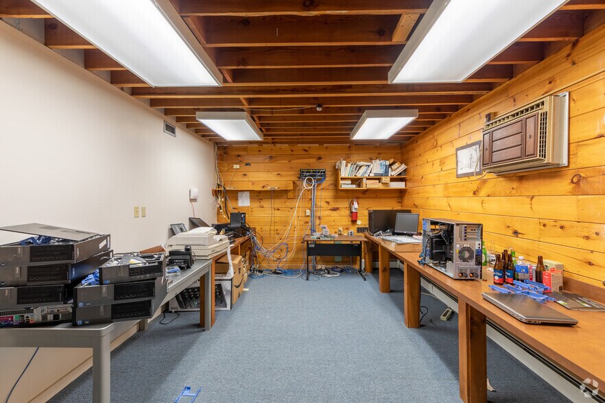 More Photos Of 757 Main St, Willimantic Office For Sale