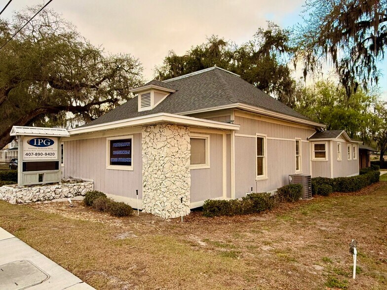 More Photos Of 169 W Broadway St, Oviedo Medical For Lease