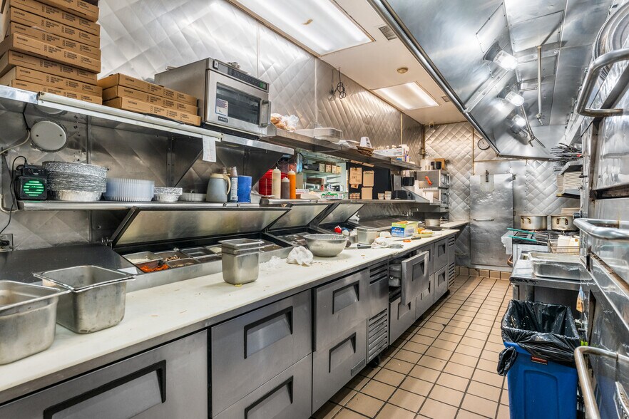 More Photos Of 81939 Highway 111, Indio Restaurant For Sale