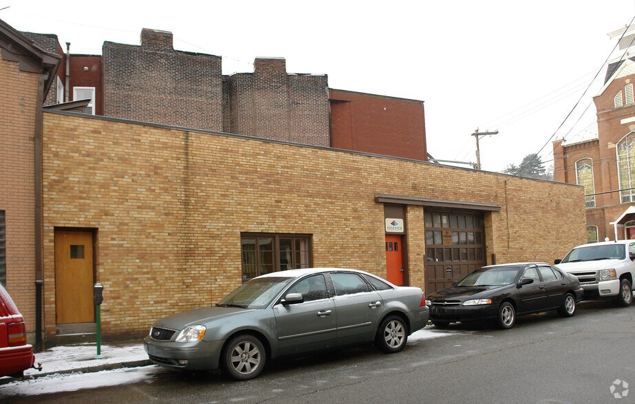 More Photos Of 3 Walnut St, Pittsburgh Light Manufacturing For Lease