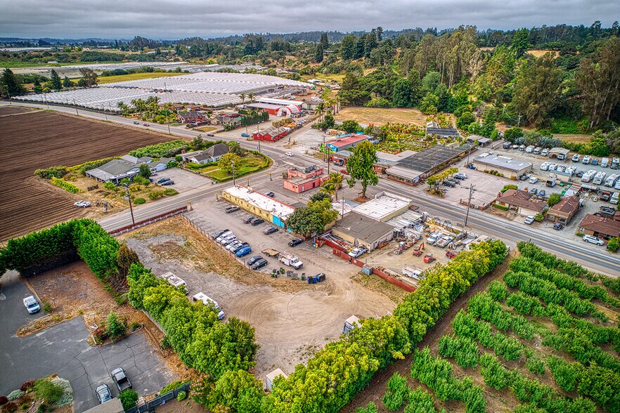 More Photos Of 2940 Freedom Blvd, Watsonville General Retail For Sale