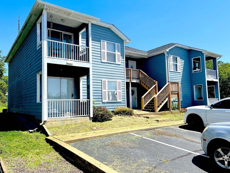 More Photos Of 801 W Walnut St, Desloge Apartments For Sale