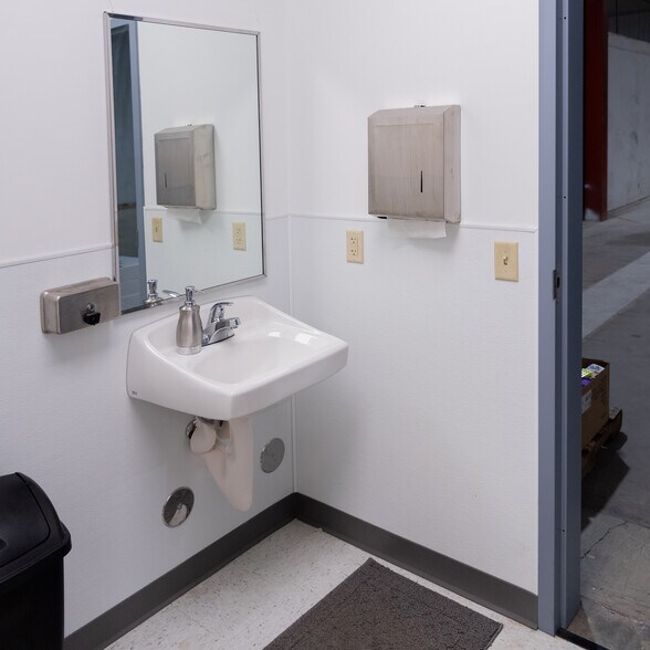 More Photos Of 2330 County Road 137, Waite Park Manufacturing For Lease