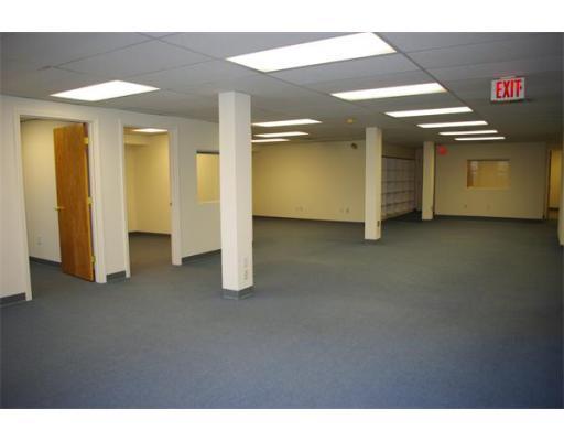 More Photos Of 1 Harris St, Newburyport Medical For Lease
