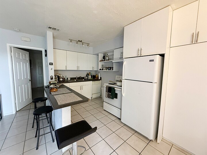 More Photos Of 3031 NE 21st Ave, Fort Lauderdale Apartments For Sale