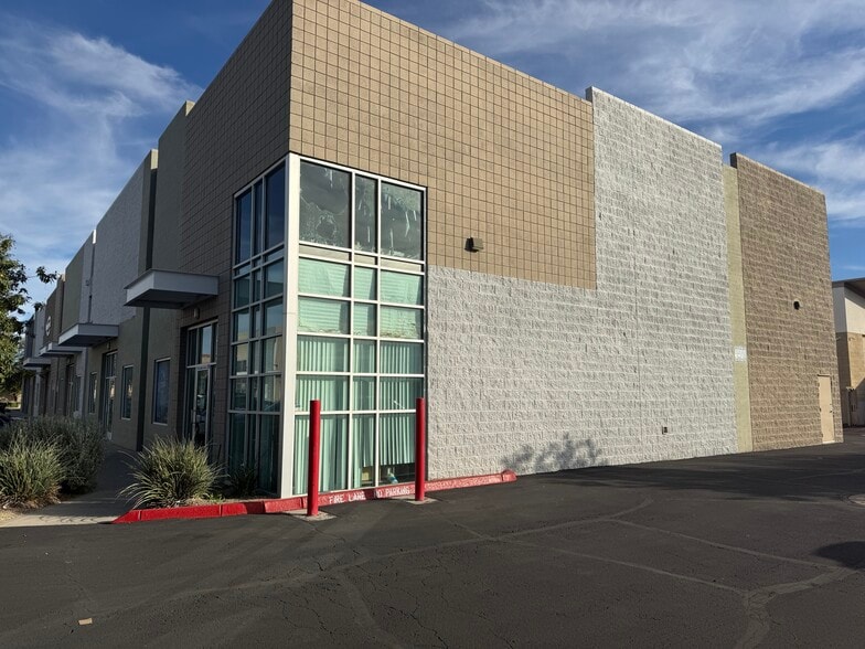 More Photos Of 20634 N 28th St, Phoenix Warehouse For Sale
