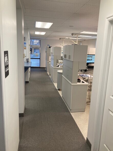 More Photos Of 9233 S Redwood Rd, West Jordan Medical For Lease