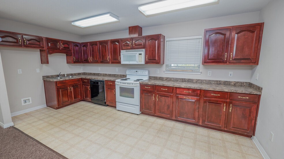 More Photos Of 6460 Justice Ave, Milton Office For Lease