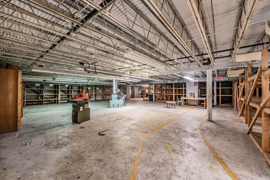 More Photos Of 1804 N Habana Ave, Tampa Manufacturing For Sale