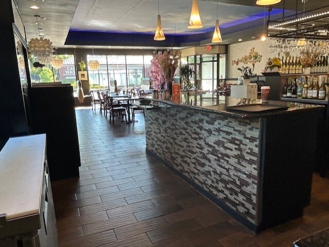 More Photos Of 16000-16118 Boones Ferry Rd, Lake Oswego Restaurant For Sale