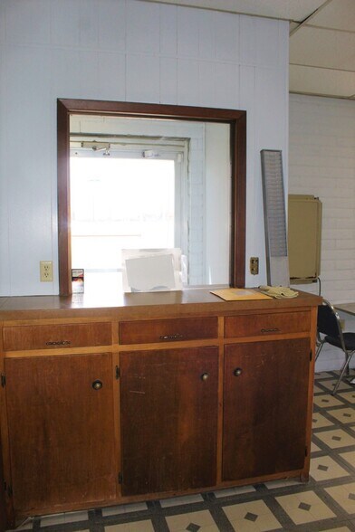 More Photos Of 2401 W Hornbeck Blvd, Fort Stockton Carwash For Sale