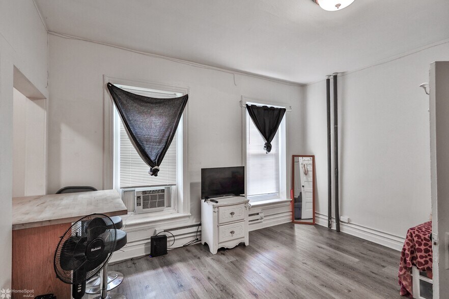 More Photos Of 440 N 9th St, Allentown Apartments For Sale