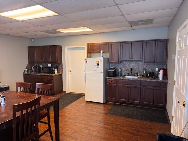 More Photos Of 1015 Union Center Dr, Alpharetta Flex For Lease