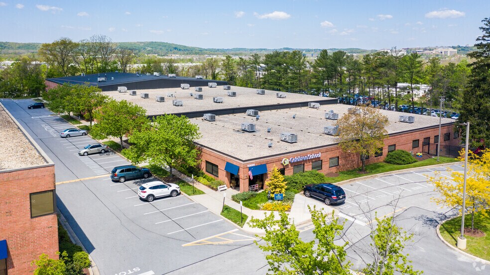 More Photos Of 10540 York Rd, Cockeysville Unknown For Lease