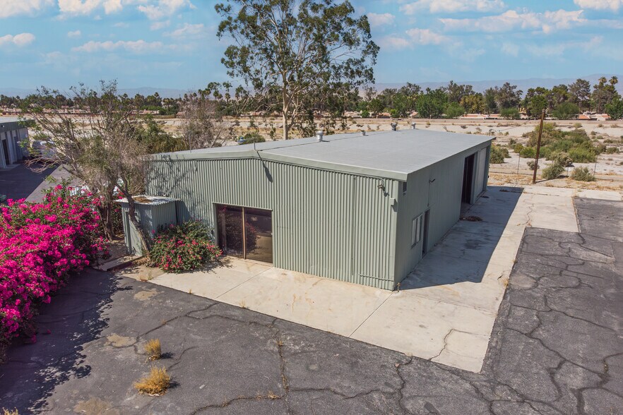 More Photos Of 68686 Summit Dr, Cathedral City Service For Sale