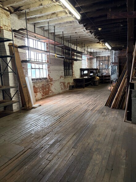 More Photos Of 26 E High St, Pottstown Warehouse For Sale