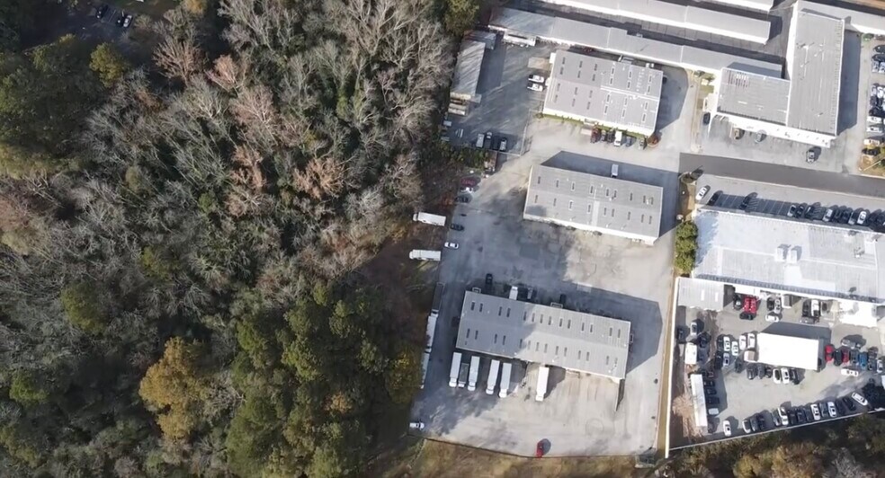 More Photos Of 2970 Ask Kay Dr SE, Smyrna Unknown For Lease