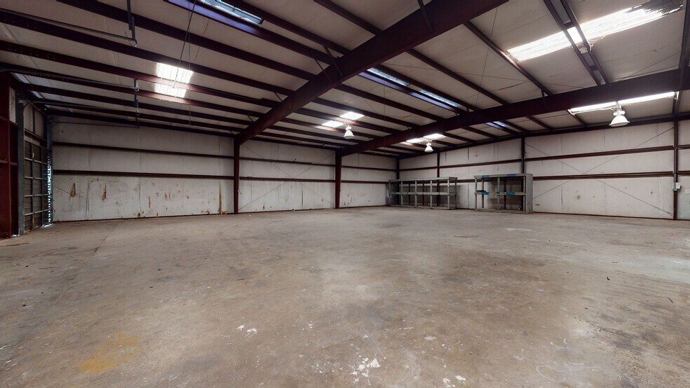 More Photos Of 2624 Wilson Rd, Humble Warehouse For Lease