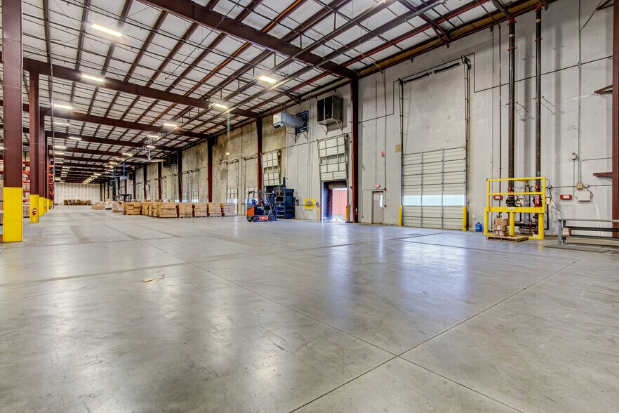 More Photos Of 1043 Global Ave, Graniteville Distribution For Lease