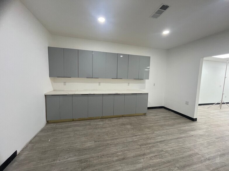 More Photos Of 182 Business Center Dr, Corona Warehouse For Lease