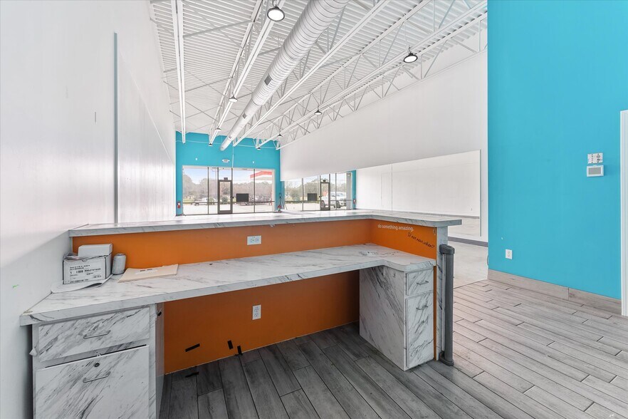 More Photos Of 5706 Root Rd, Spring General Retail For Lease