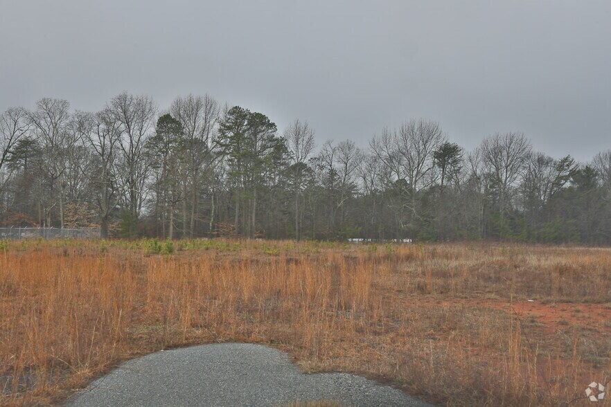 More Photos Of 1289 Piedmont Hwy, Piedmont Industrial For Lease