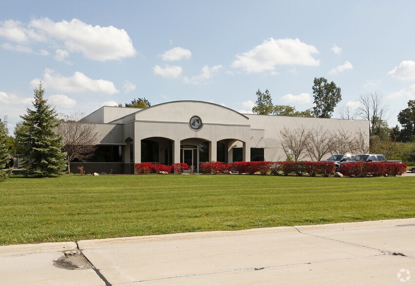 Primary Photo Of 29706 West Tech Dr, Wixom Warehouse For Lease