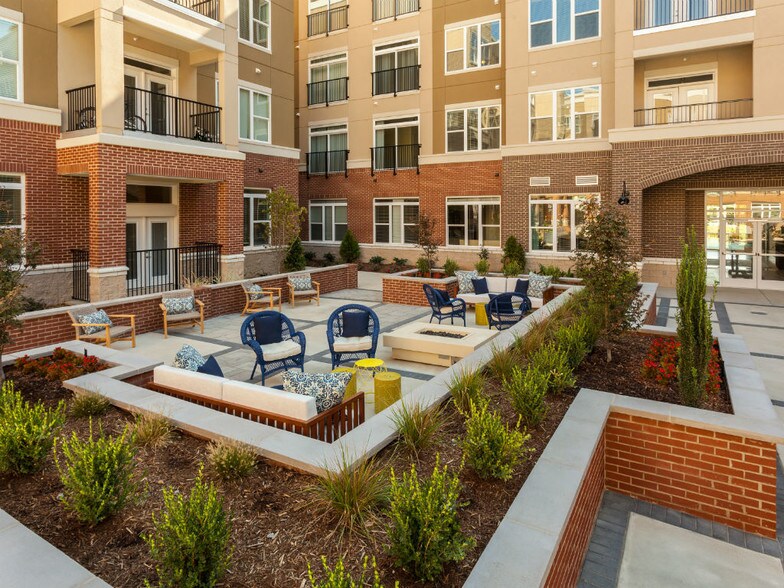 More Photos Of 9336 Kings Parade Blvd, Charlotte Apartments For Lease