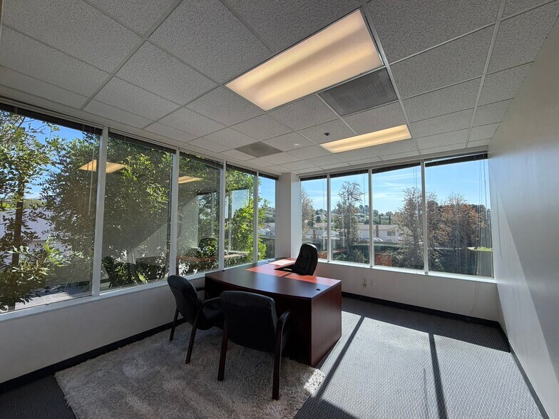 More Photos Of 26060 Acero, Mission Viejo Office For Sale